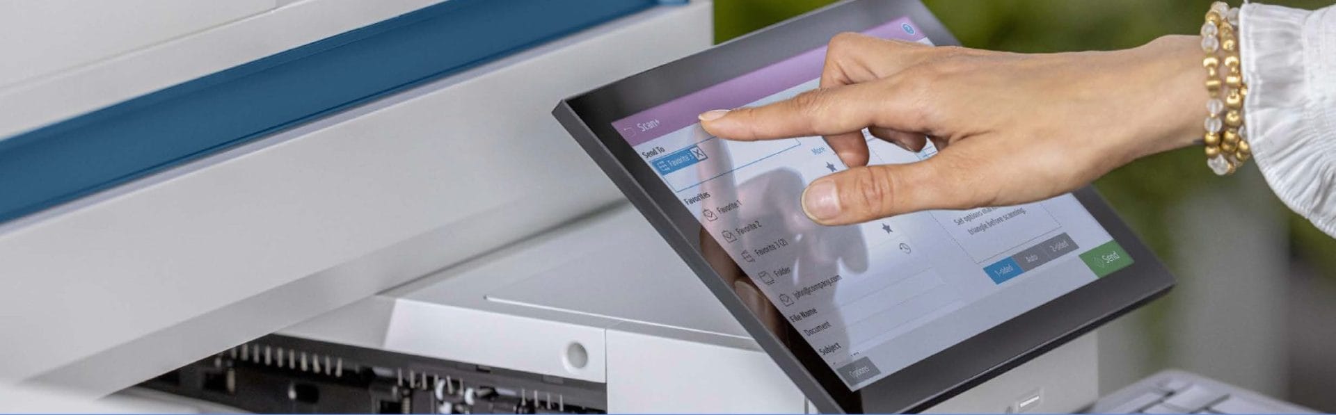 E877 touch screen